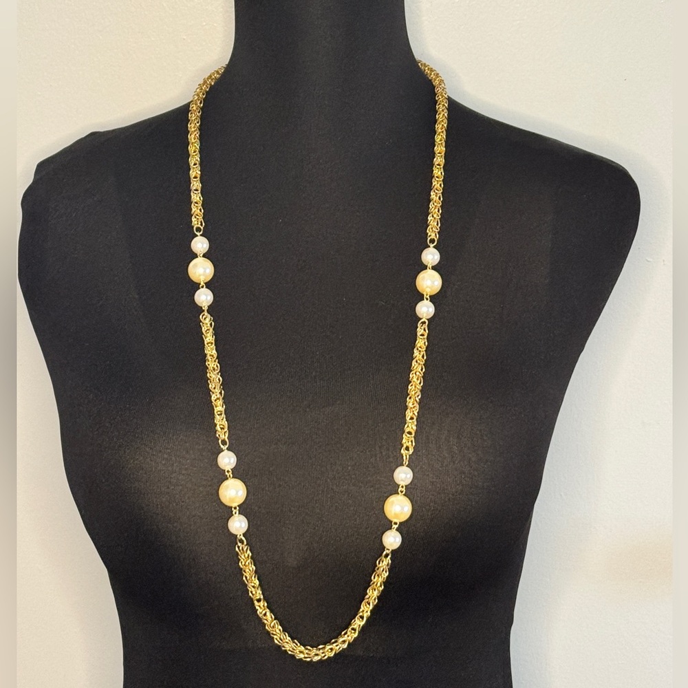 Vintage antique Gold and Pearl Necklace